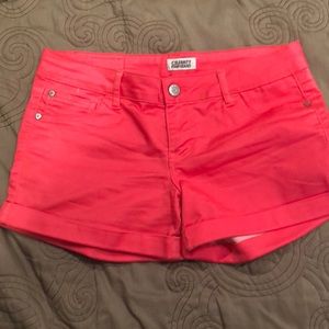 Celebrity pink jeans shorts